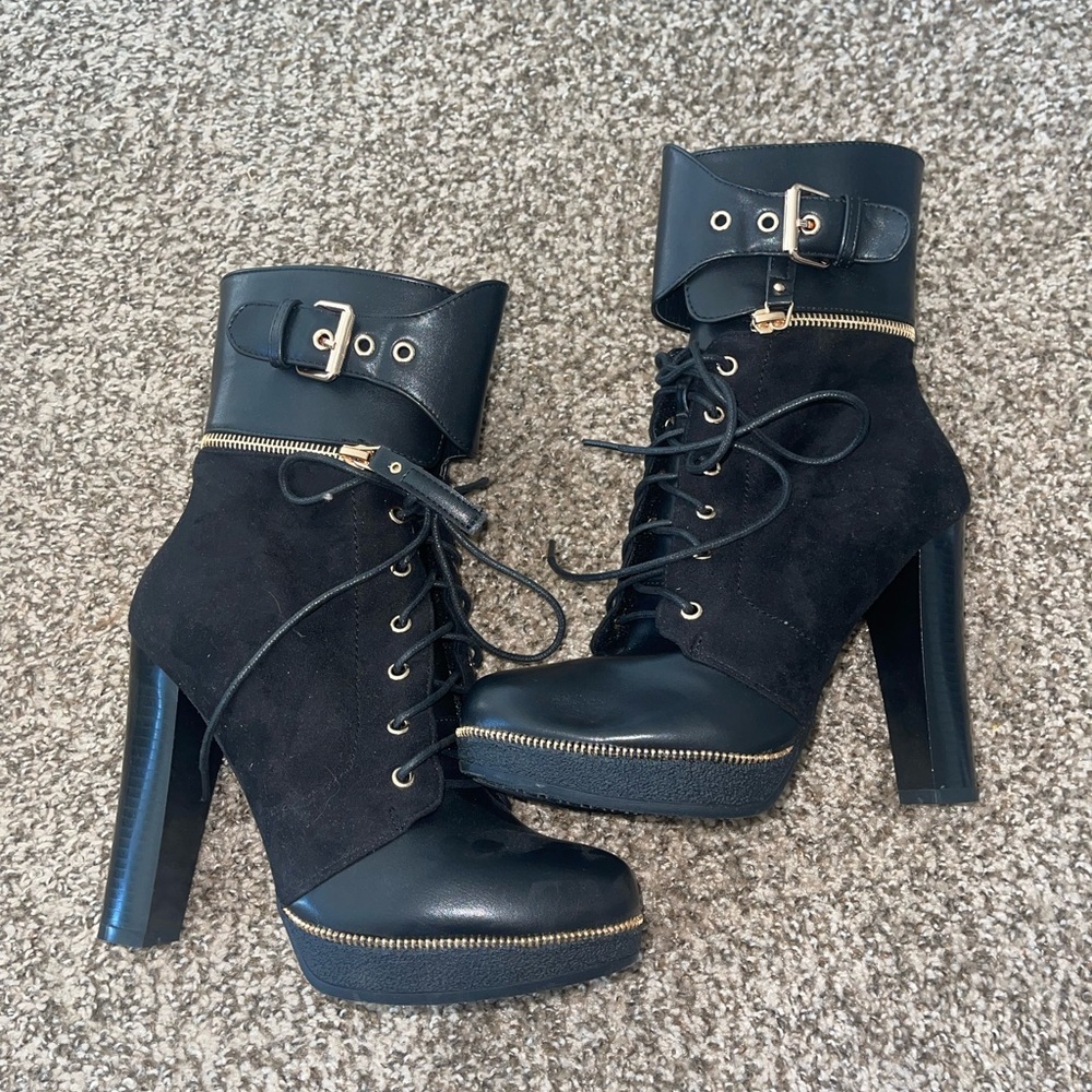 Never worn thick heel black boots